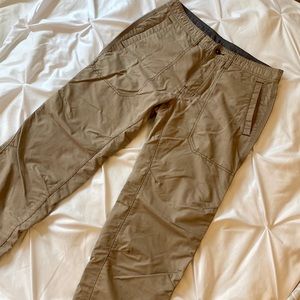EUC Men’s PrAna Breathe Hiking / Casual Pants